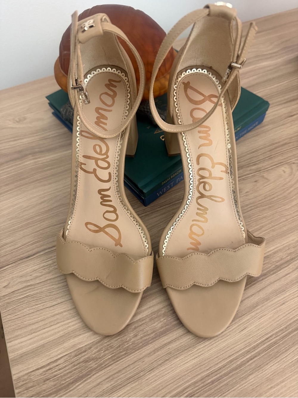 Sam Edelman Odila Beige Scalloped Ankle-Strap Heels Sz 7.5